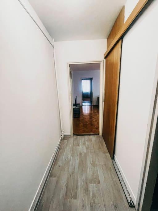 Ultracentral Big Flat Near The Opera Square P17 ทิมิชัวรา ภายนอก รูปภาพ